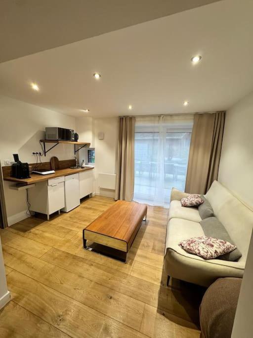 Charmant Studio Vue Sur Jardin Wattignies Exterior foto